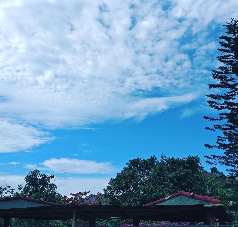 Golden Resort And Farm Nashik Exteriör bild