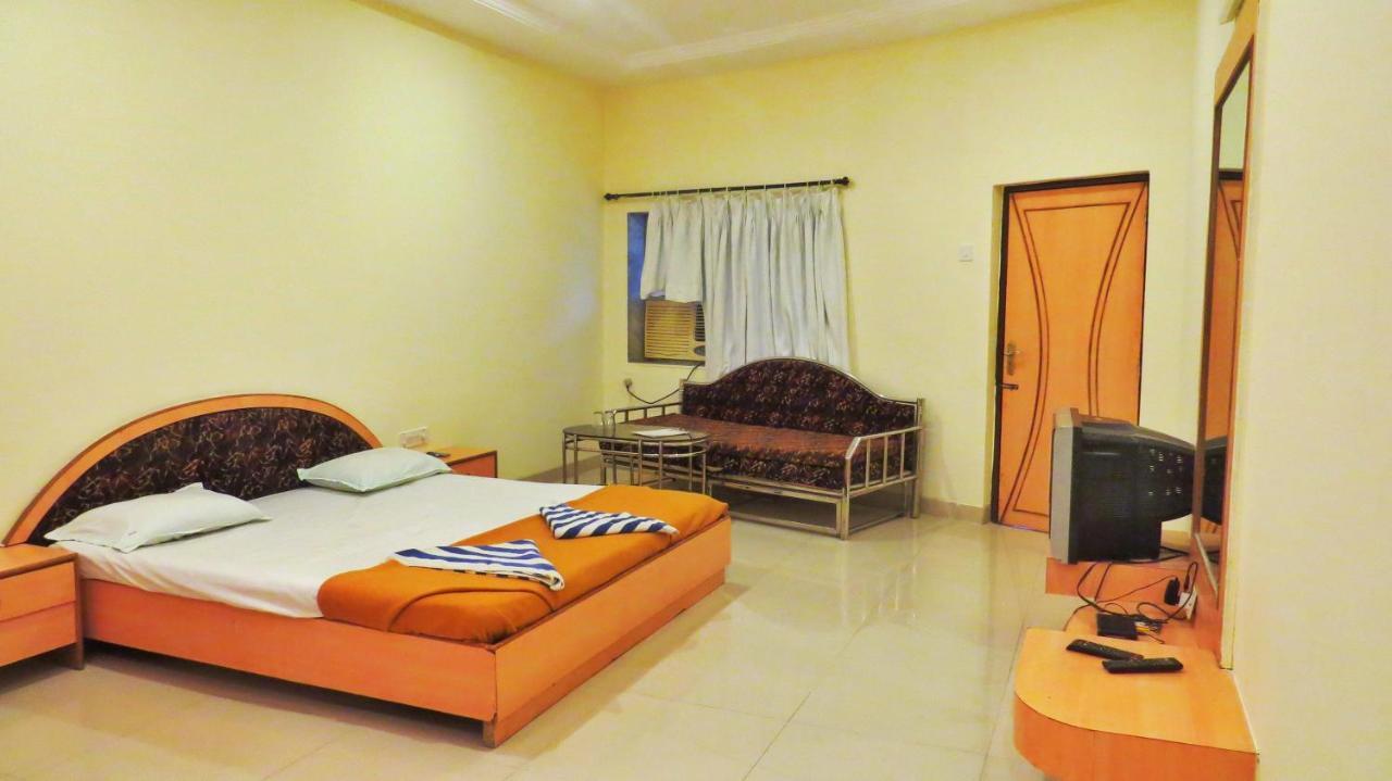 Golden Resort And Farm Nashik Exteriör bild