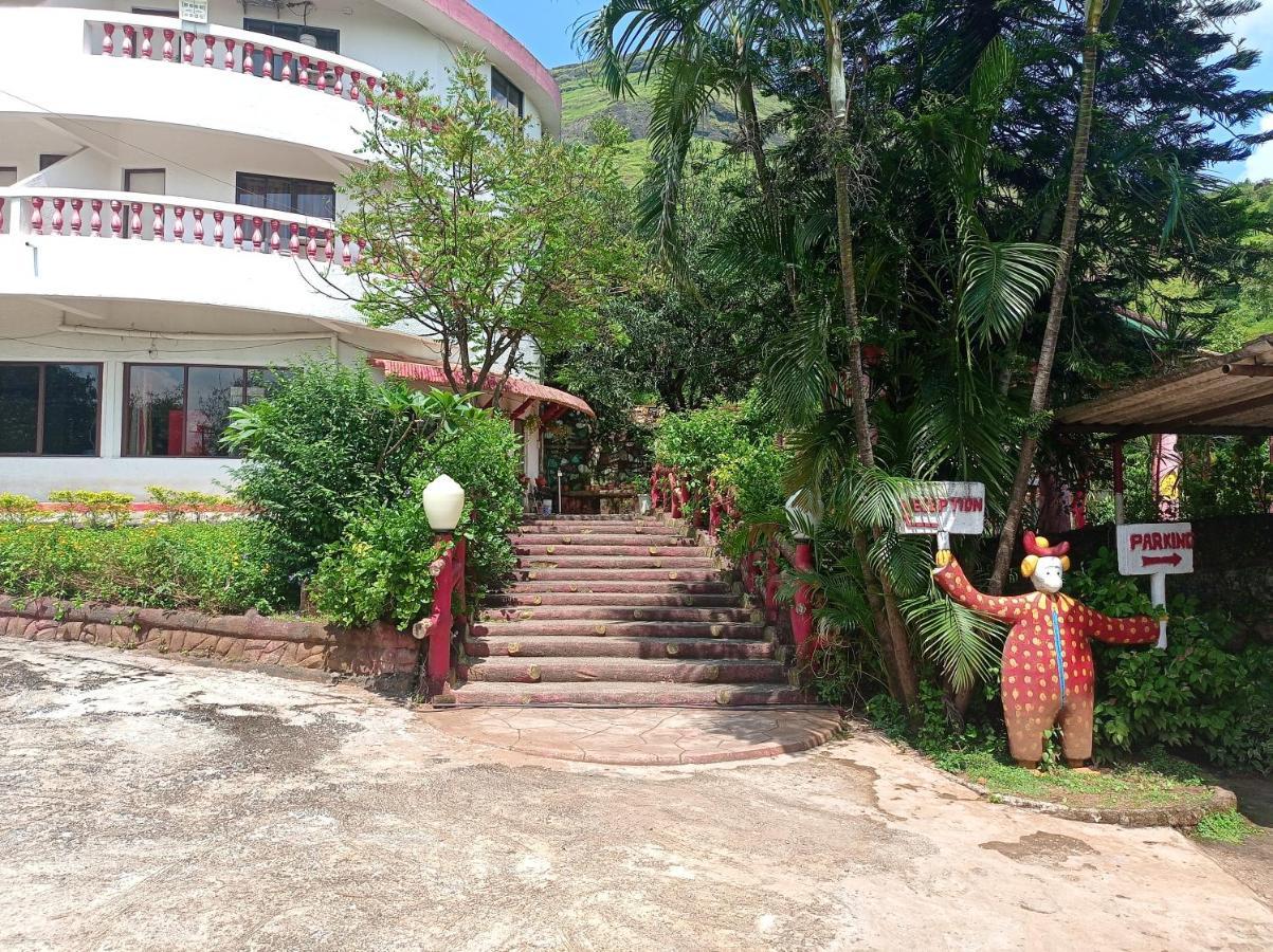 Golden Resort And Farm Nashik Exteriör bild